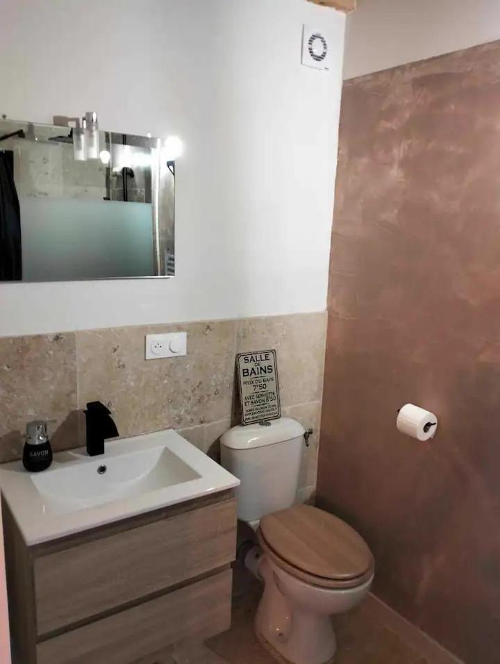Appartement La Taniere à Lagarde-Pareol Extérieur photo